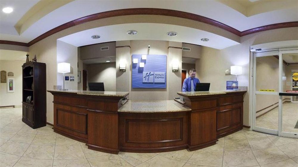 Holiday Inn Express Independence - Kansas City By Ihg Dış mekan fotoğraf