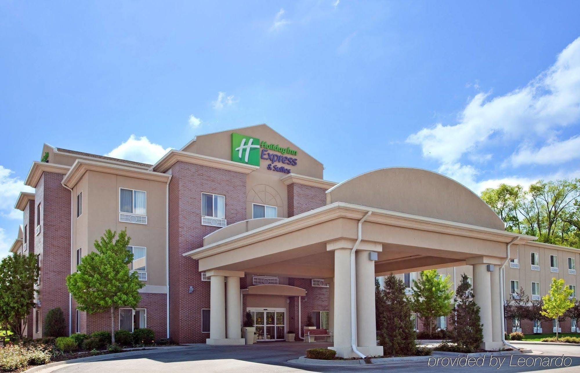 Holiday Inn Express Independence - Kansas City By Ihg Dış mekan fotoğraf