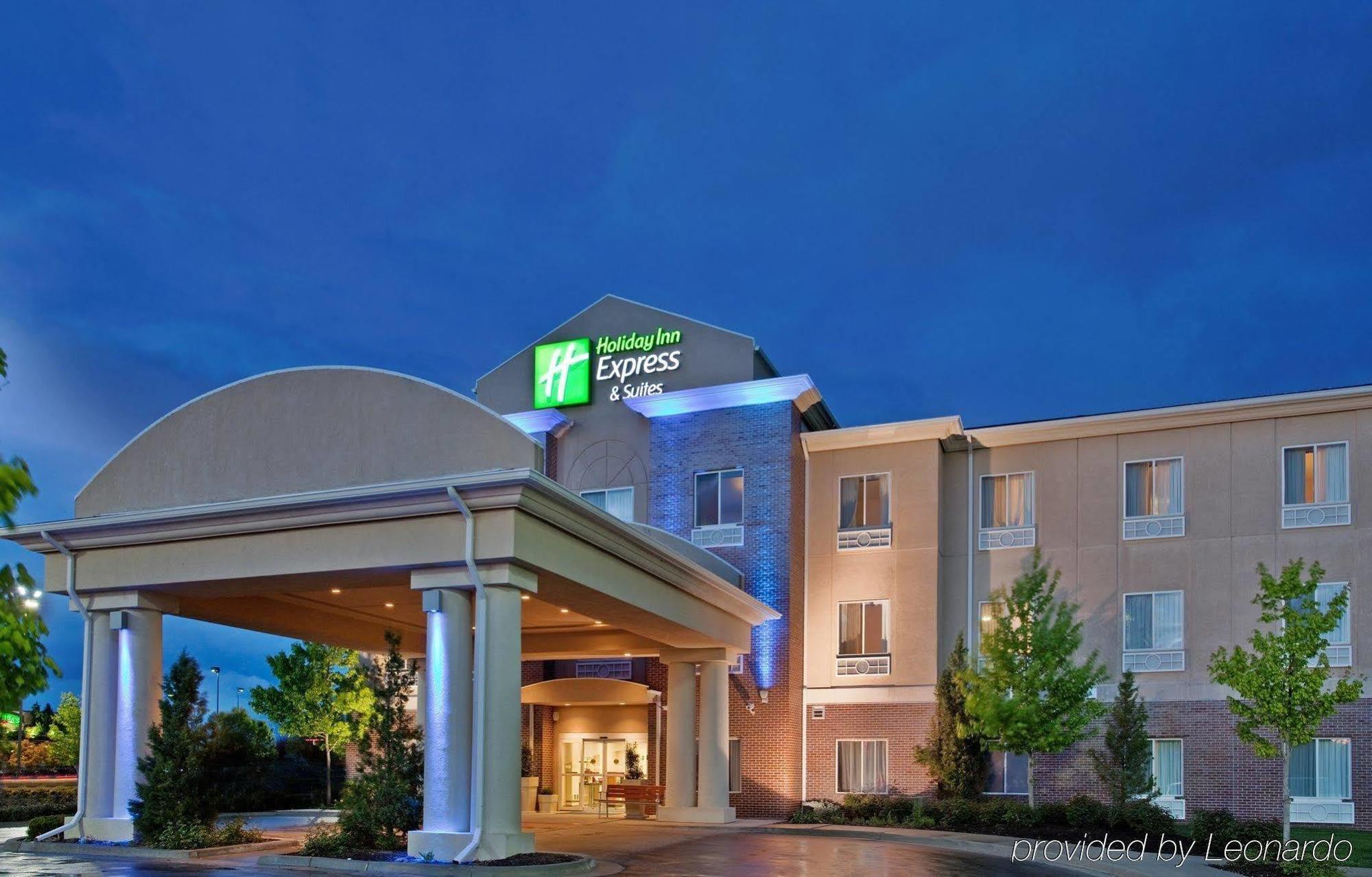 Holiday Inn Express Independence - Kansas City By Ihg Dış mekan fotoğraf