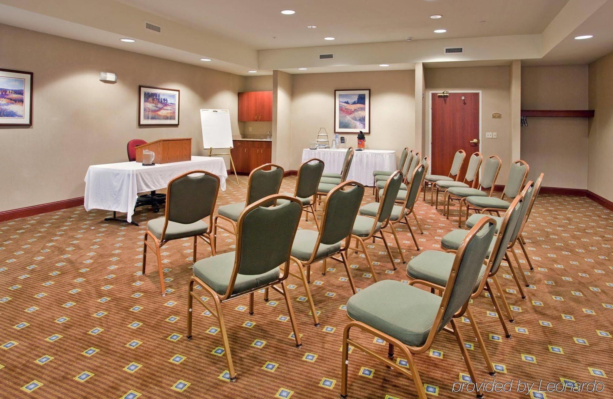 Holiday Inn Express Independence - Kansas City By Ihg Dış mekan fotoğraf