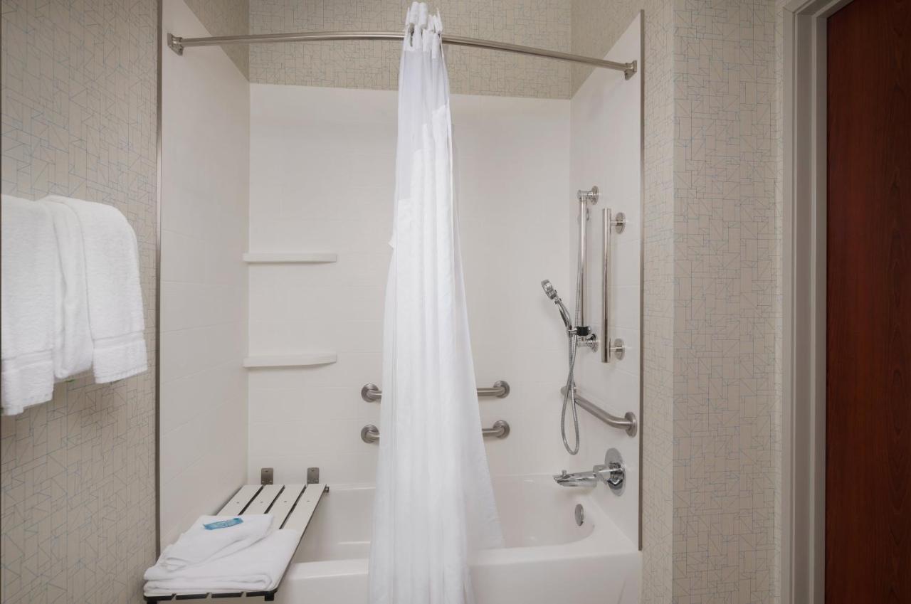Holiday Inn Express Independence - Kansas City By Ihg Dış mekan fotoğraf