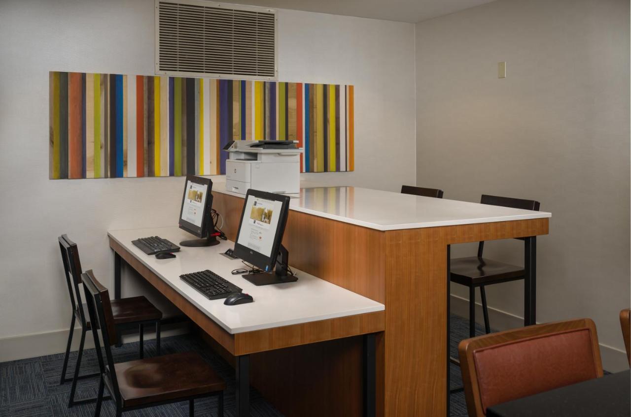 Holiday Inn Express Independence - Kansas City By Ihg Dış mekan fotoğraf